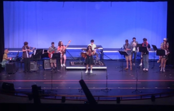 The Lid performed at the Pops concert with Megha Rao centerstage as the lead vocalist. 
