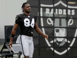 Antonio Brown in his Oakland Raiders uniform at Training Camp