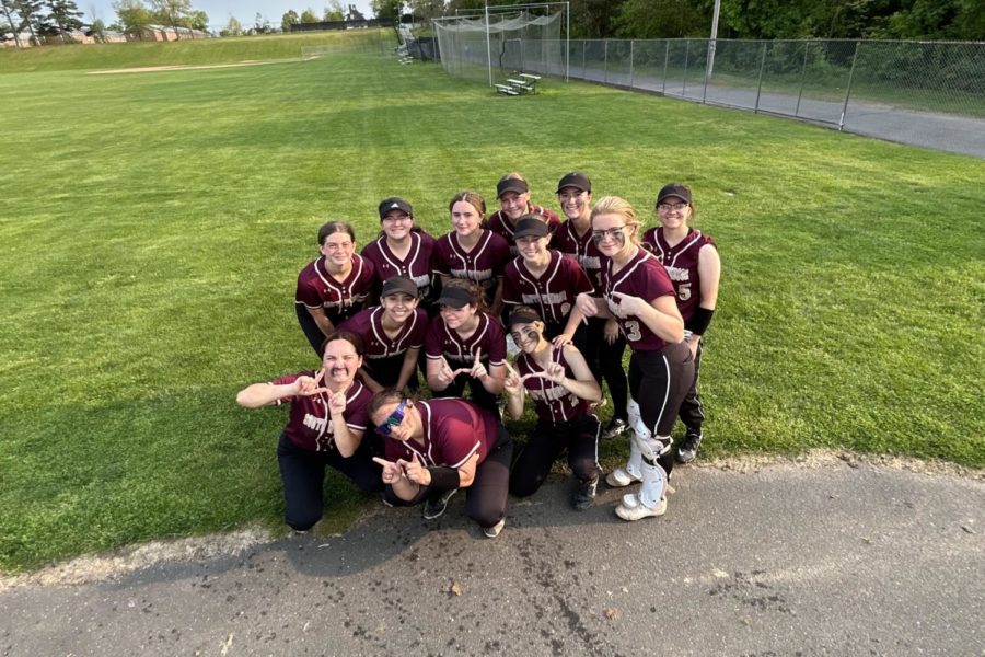 The SWHS Softball team after their 10-9 win over Manchester.
