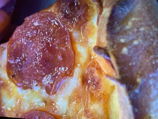 High oil in school pizza highlights unhealthiness of school lunches
