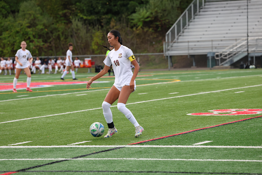 Wood Scores Three as Bobcats Beat Berlin