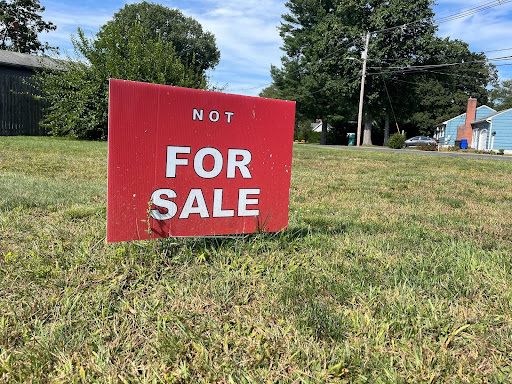 Local South Windsor neighborhoods protest the factories  in the form of signage. 