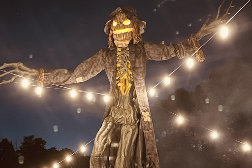 Scarecrow located at the entrance to nightmare acres haunted attractions at Nomads (photo taken by Hailey Chapman).