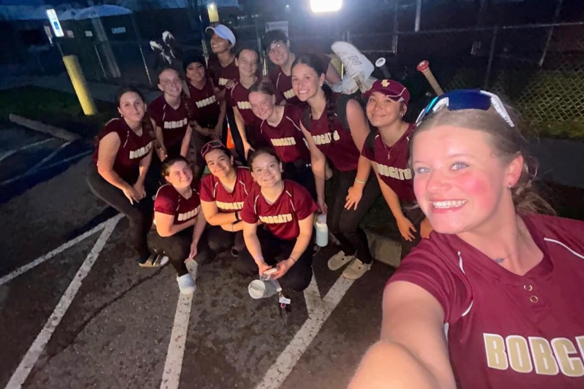 South Windsor Softball takes a team photo after a big away win. (Photo Credit: Cassidy Cole)
